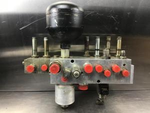 Liebherr Öl-Pilotventil